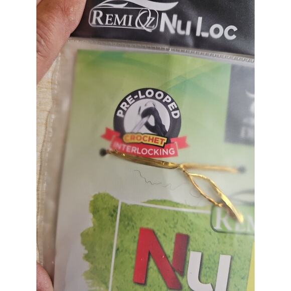 Nu Locs 2 packs Pre Loop Crochet Faux Locs 20" Ombre with Red Weave Extensions - Picture 7 of 7